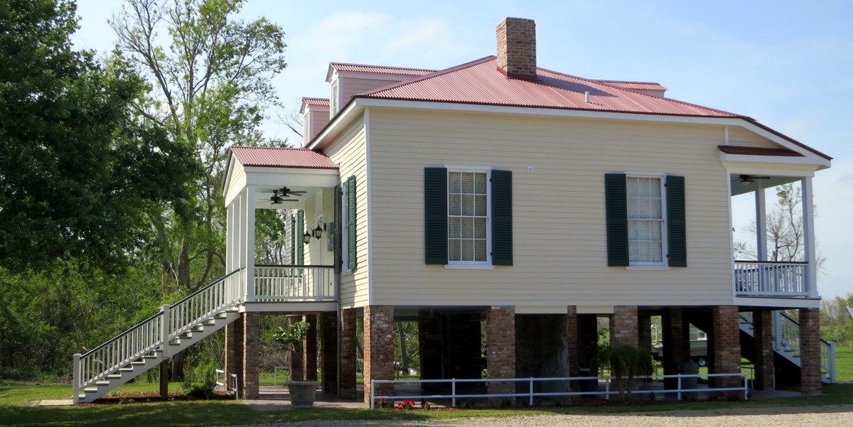 Overseer's House at Woodland Plantation in Louisiana